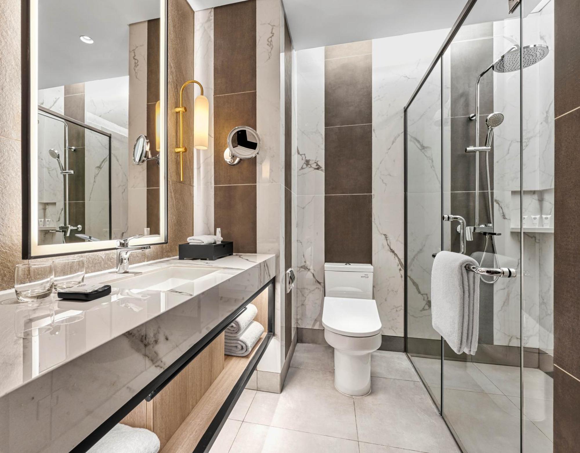 Hyatt Place Makassar Exterior photo
